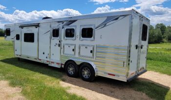 2022 Lakota Charger C8313SR Horse Living Quarters full